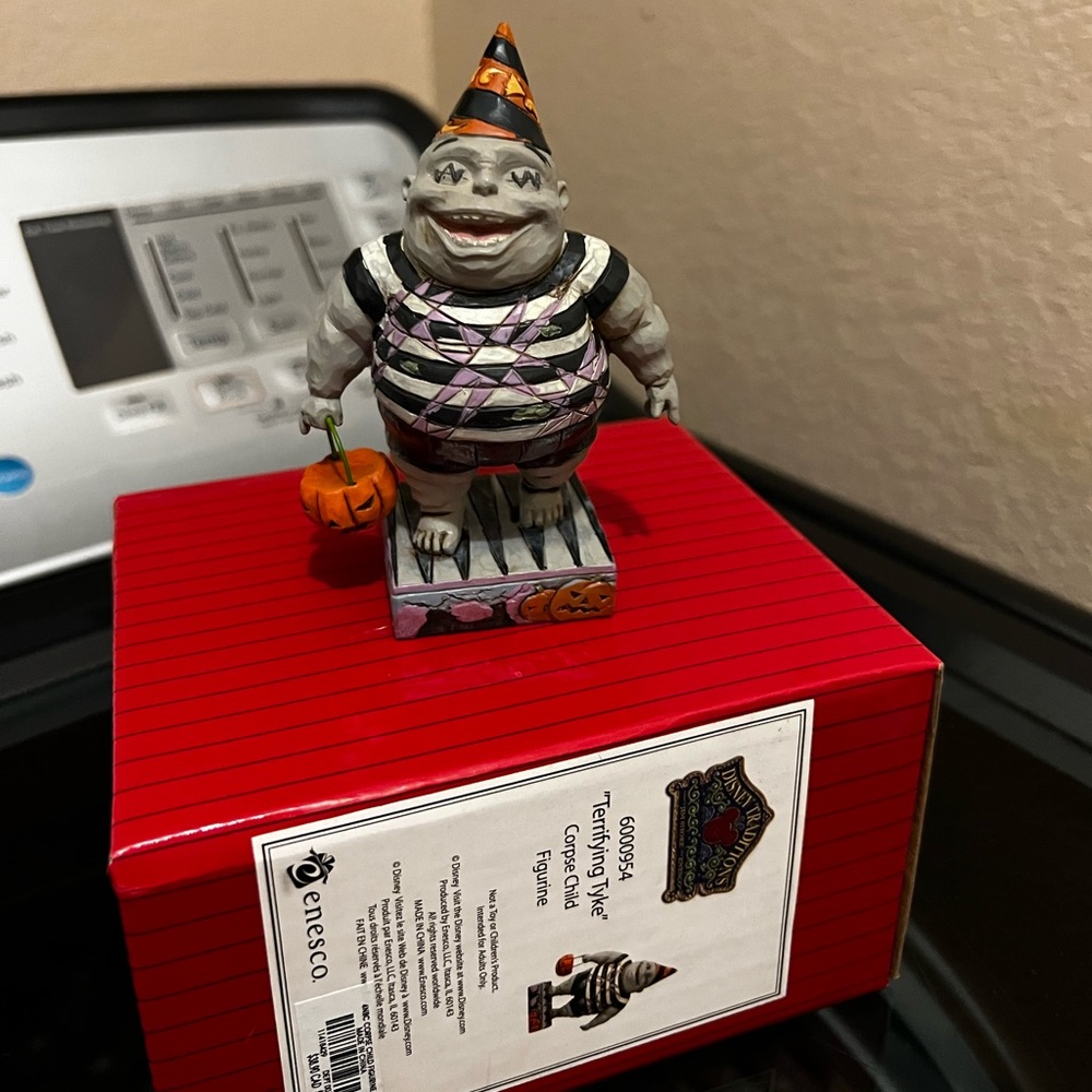 nightmare before christmas disney showcase terrifying tyke